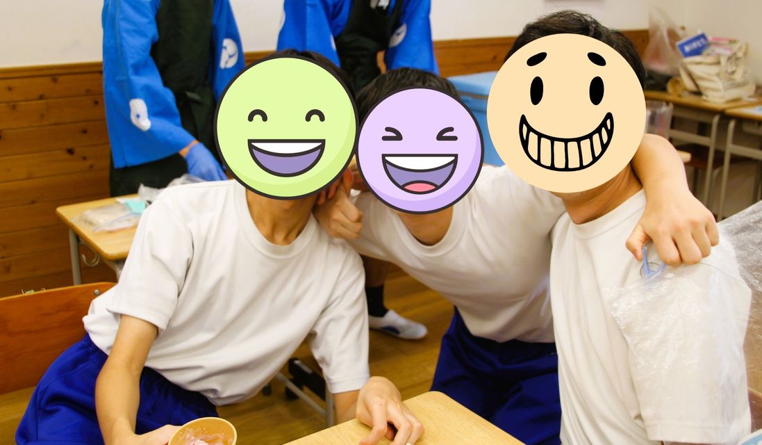 肩を組みたがるメンズたち。（笑）