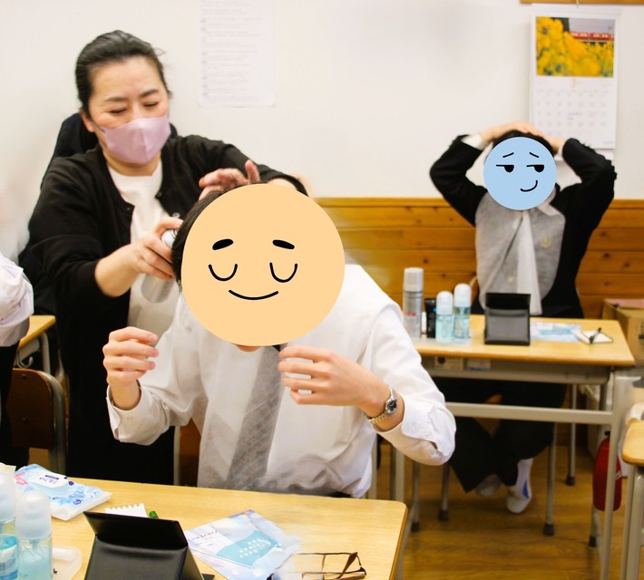 スカルプケア？？と、頭皮がジュワッと．．．